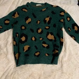 LEOPARD SWEATER